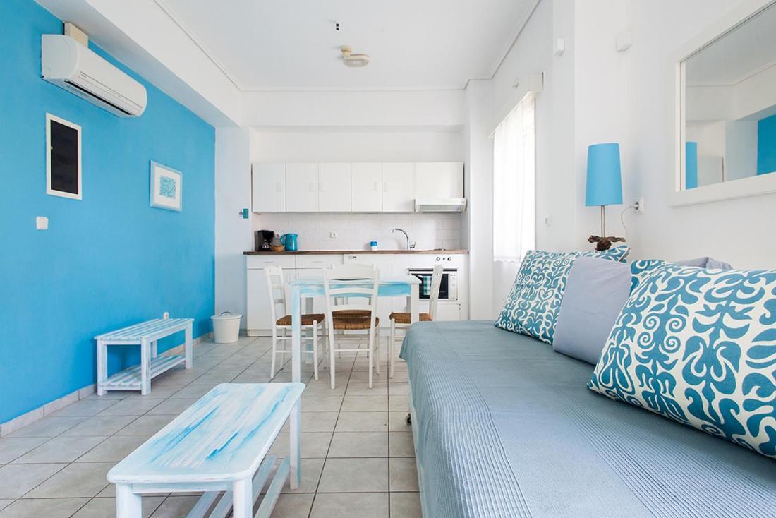 Daphne'S Club Hotel Apartments Xylokastro Ngoại thất bức ảnh