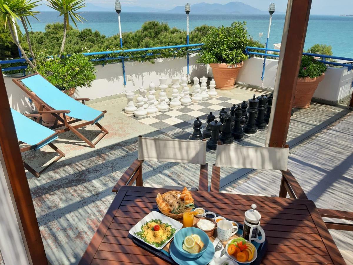 Daphne'S Club Hotel Apartments Xylokastro Ngoại thất bức ảnh